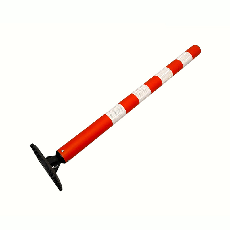 Površinski stup za razgraničenje prometa s bazom na vijke Površinski stup za razgraničenje prometa s bazom na vijke
